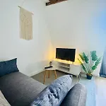 Aux Pieds Du Vieux-Mans : Joli Studio Cosy
